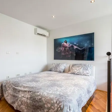 Dreams Bacvice Apartment